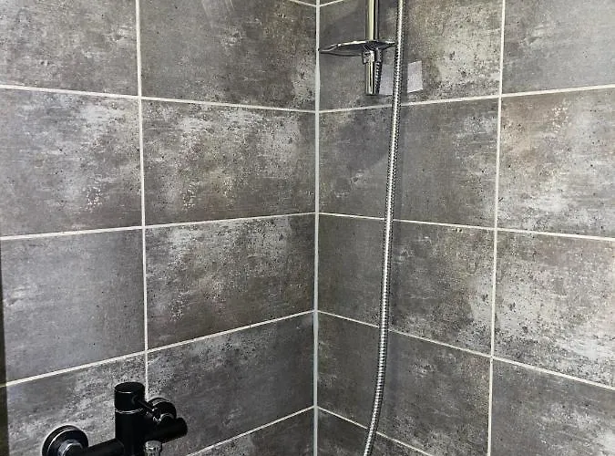 Old Town Center Apartment *